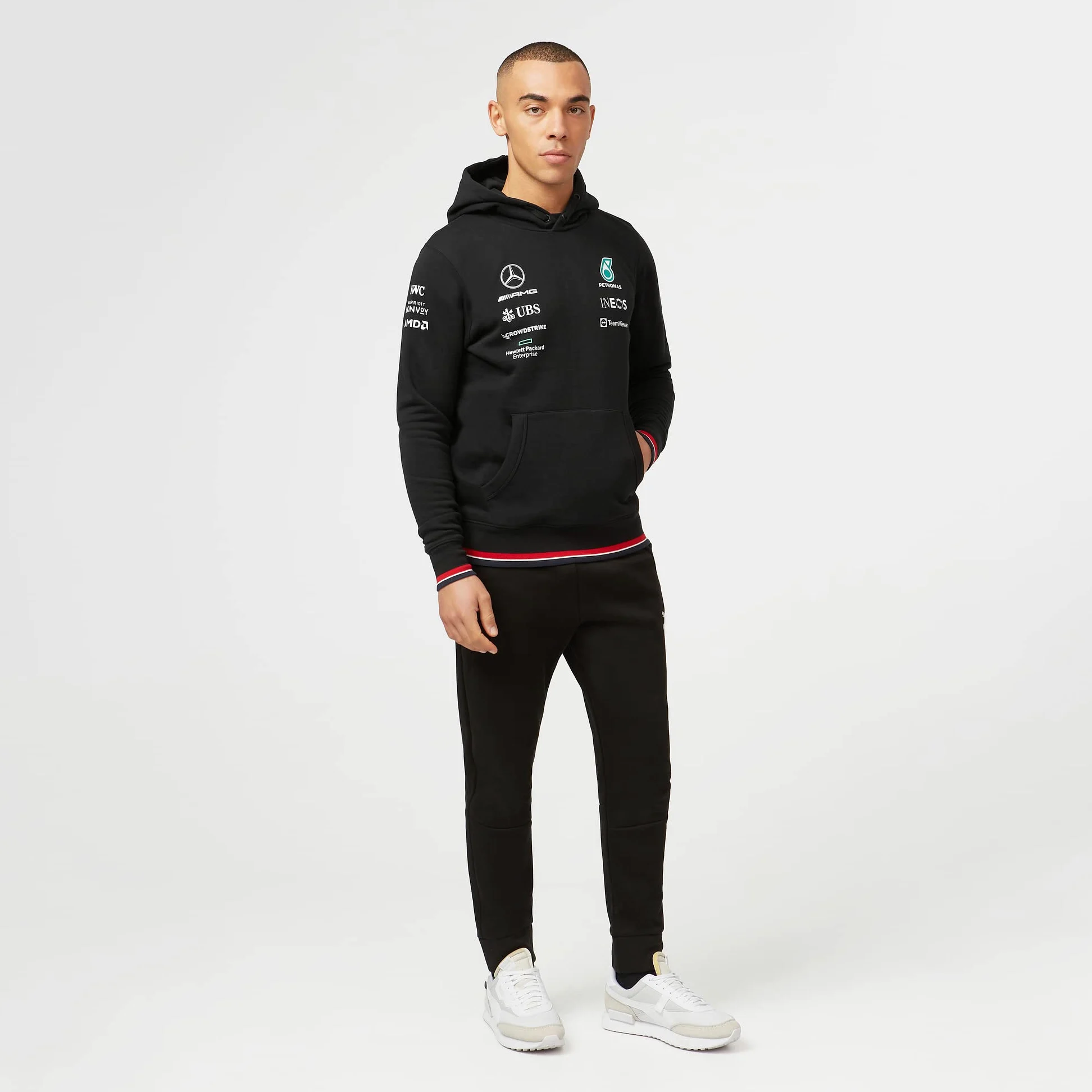 AMG Formula One Team - Colección Oficial de artículos de Fórmula Uno - Sudadera del Equipo 2022 - Negra - Hombre - XXL