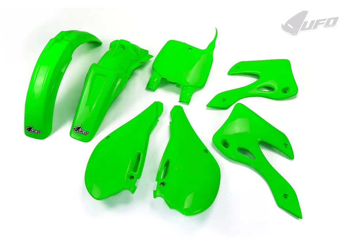 UFO PLAST Kit verde Kawasaki KX 250 1999-2002